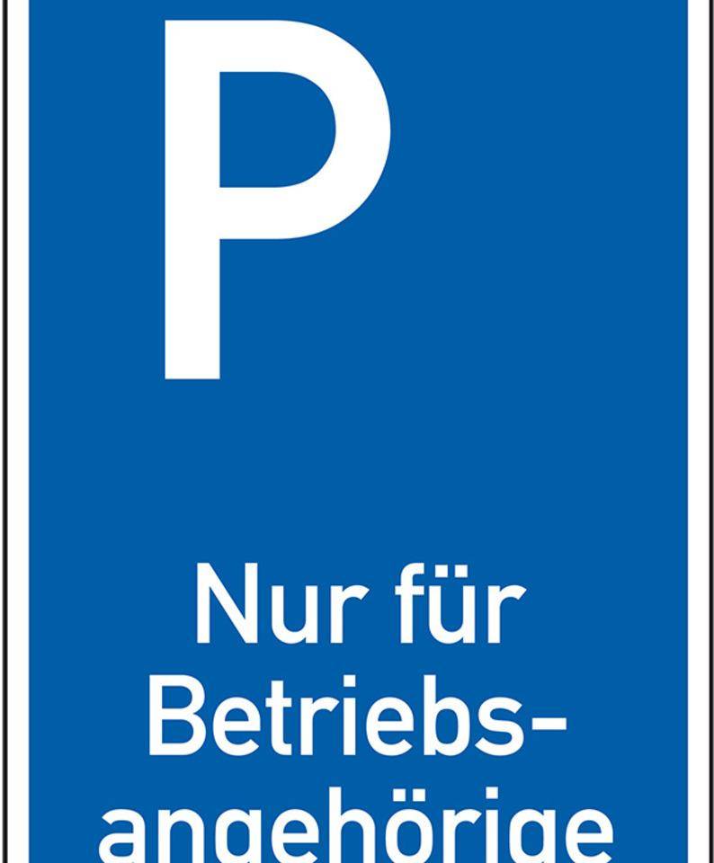 Parkplatzschild Nur für Betriebsangehörige, Aluminium RA0, reflektierend, 600x900mm, DIN 67520, nach StVO