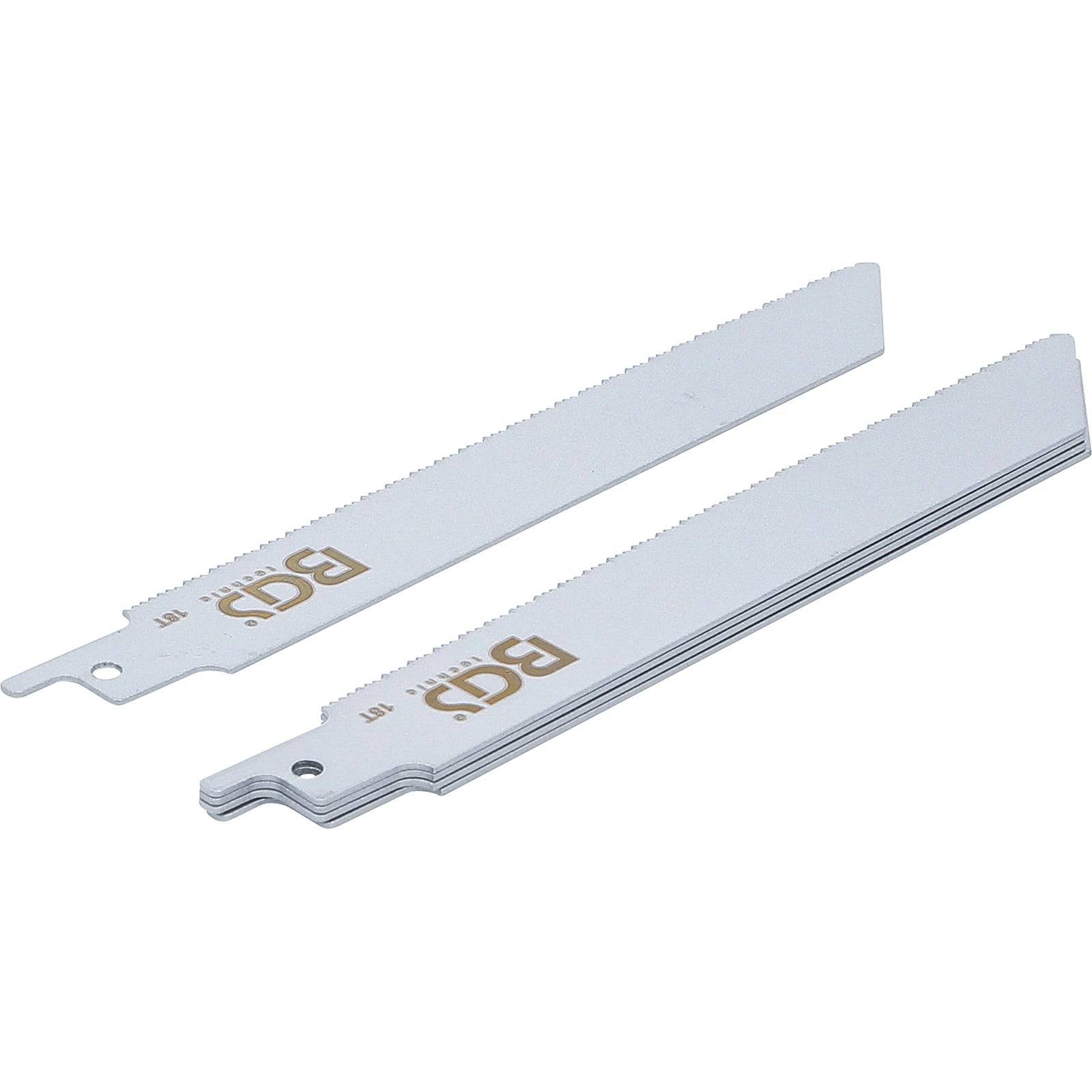 Zwei Metallsägeblätter mit Hubsägen-Antrieb mit weißer Oberfläche und „BGS