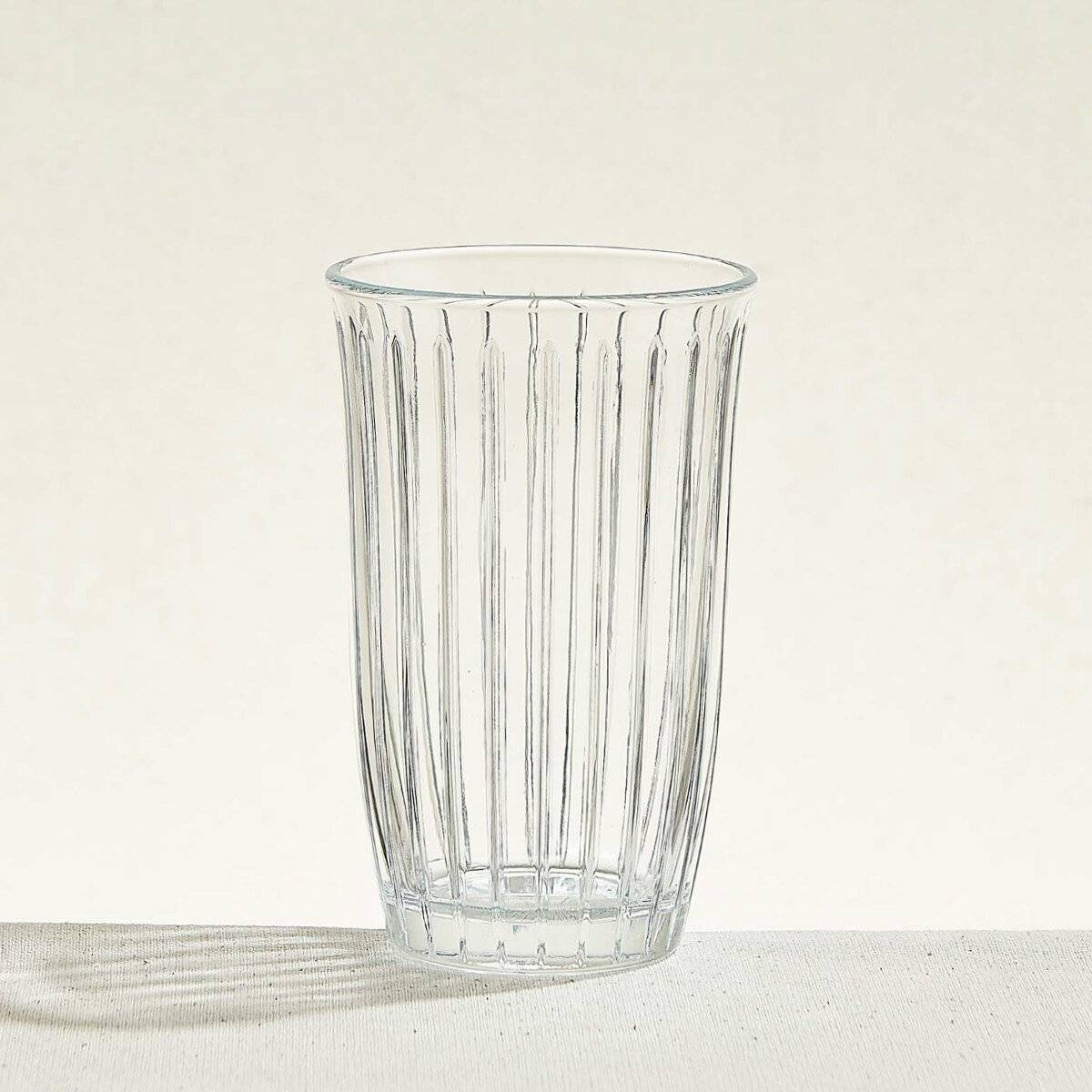 4 Tlg. Elegante Trinkgläser in transparent mit vertikalen Riffle Design 295 ml