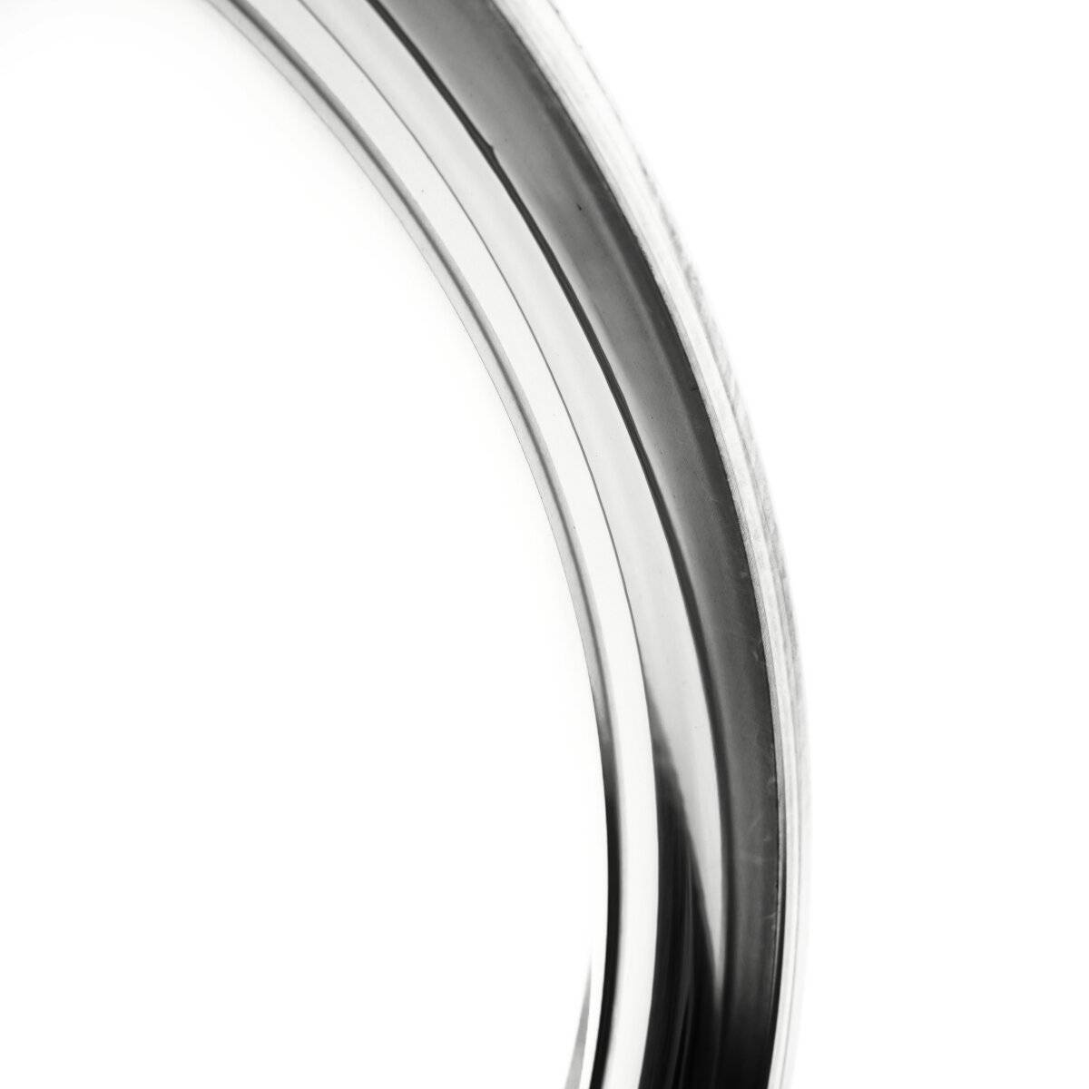 Runde Servierplatte/Serviertablett aus hochwertigem 18/10-Edelstahl in Silber Klein