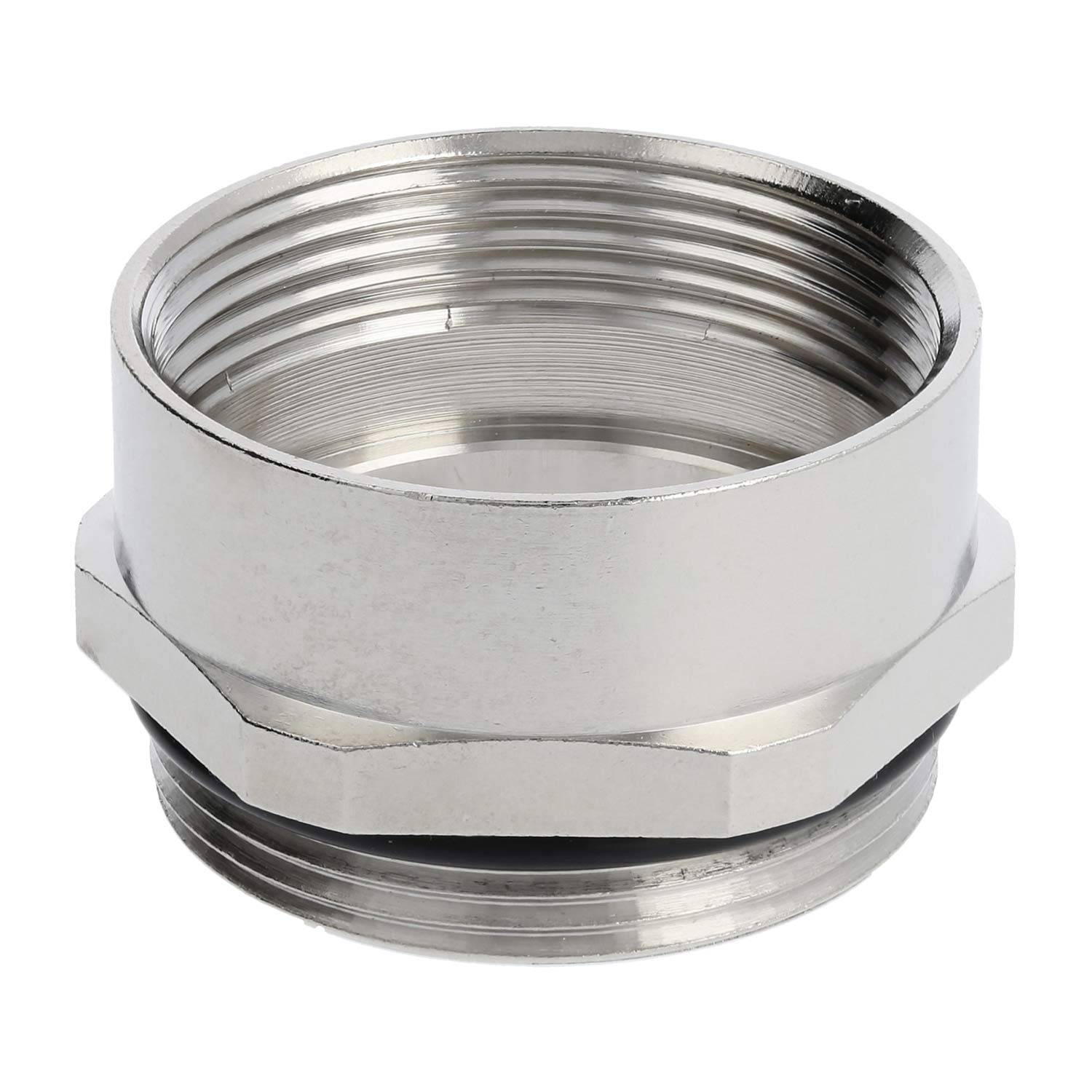 Eine Rohrkupplung aus Silbermetall mit Gewinden, die zum sicheren Verbinden von zwei Rohrsektionen in elektrischen Installationen entwickelt wurde.