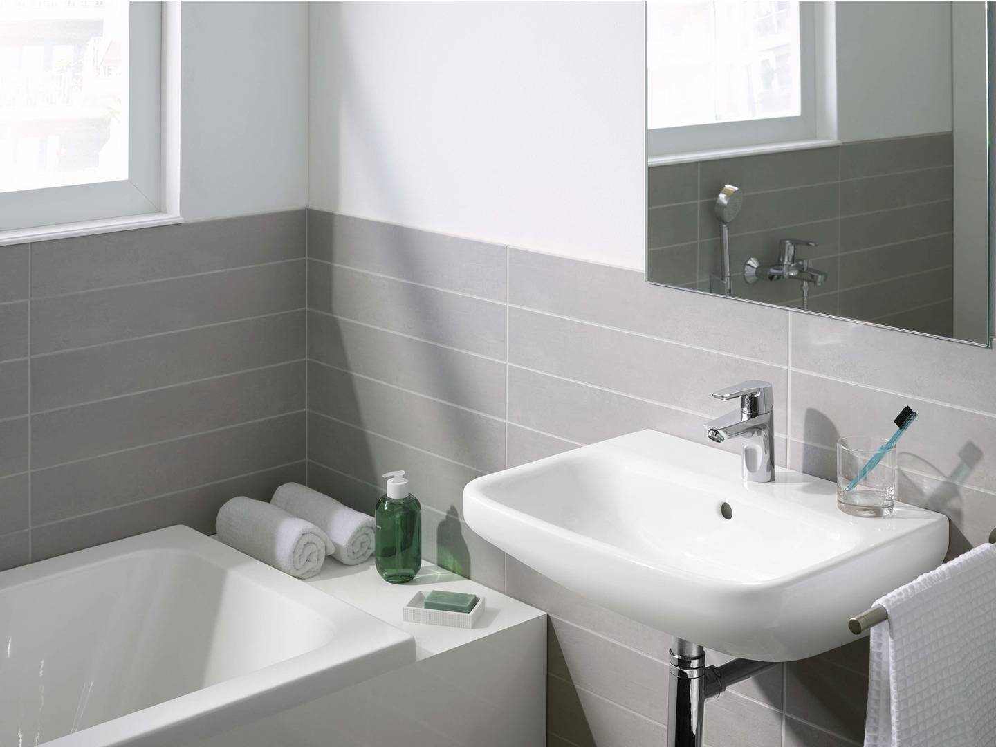 Hansa Waschtisch-Hebelmischer Hansapolo neu mit Zugstangen-Ablaufgarnitur verchromt