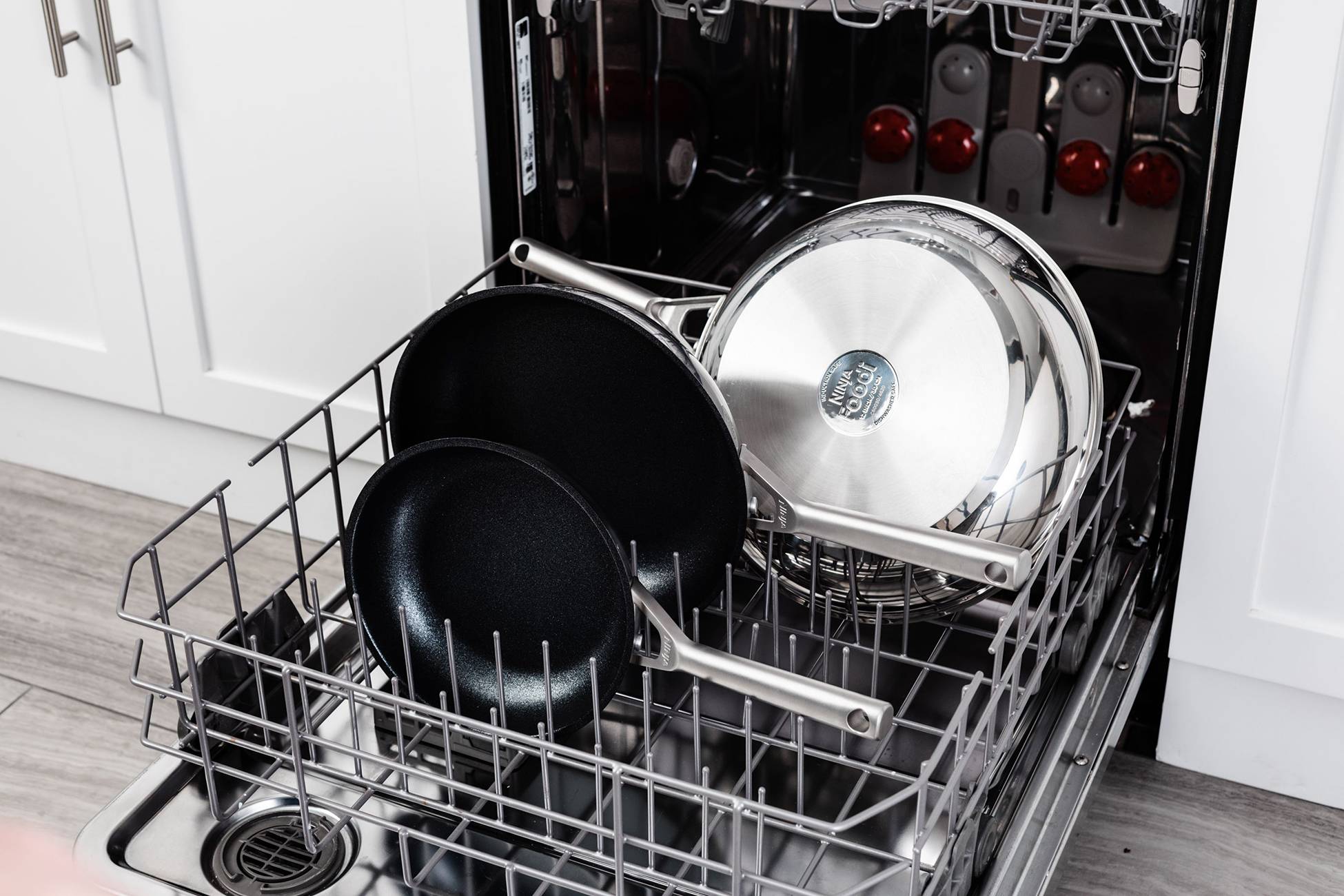 Ninja ZEROSTICK Edelstahl-Pfanne (28 cm) – C60028DE Bratpfanne