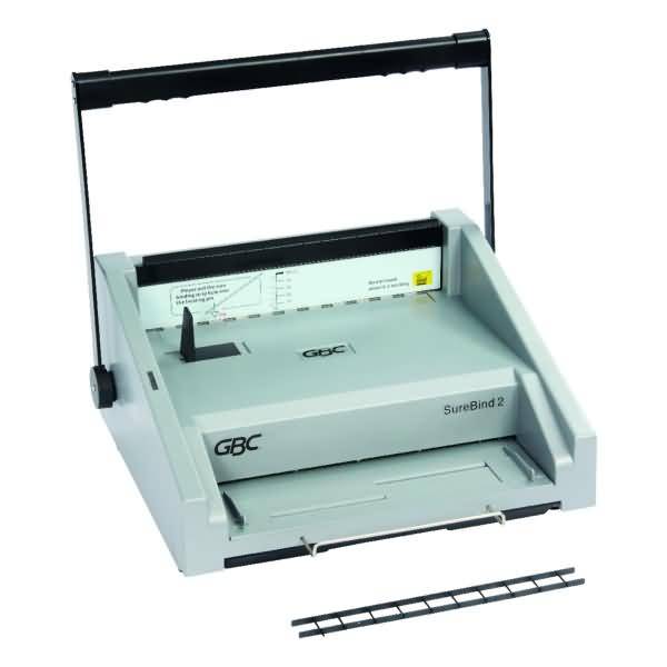 GBC SureBind 2 Bindemaschine mit geöffnetem Deckel und Bindewellenzubehör zum Dokumentbinden.