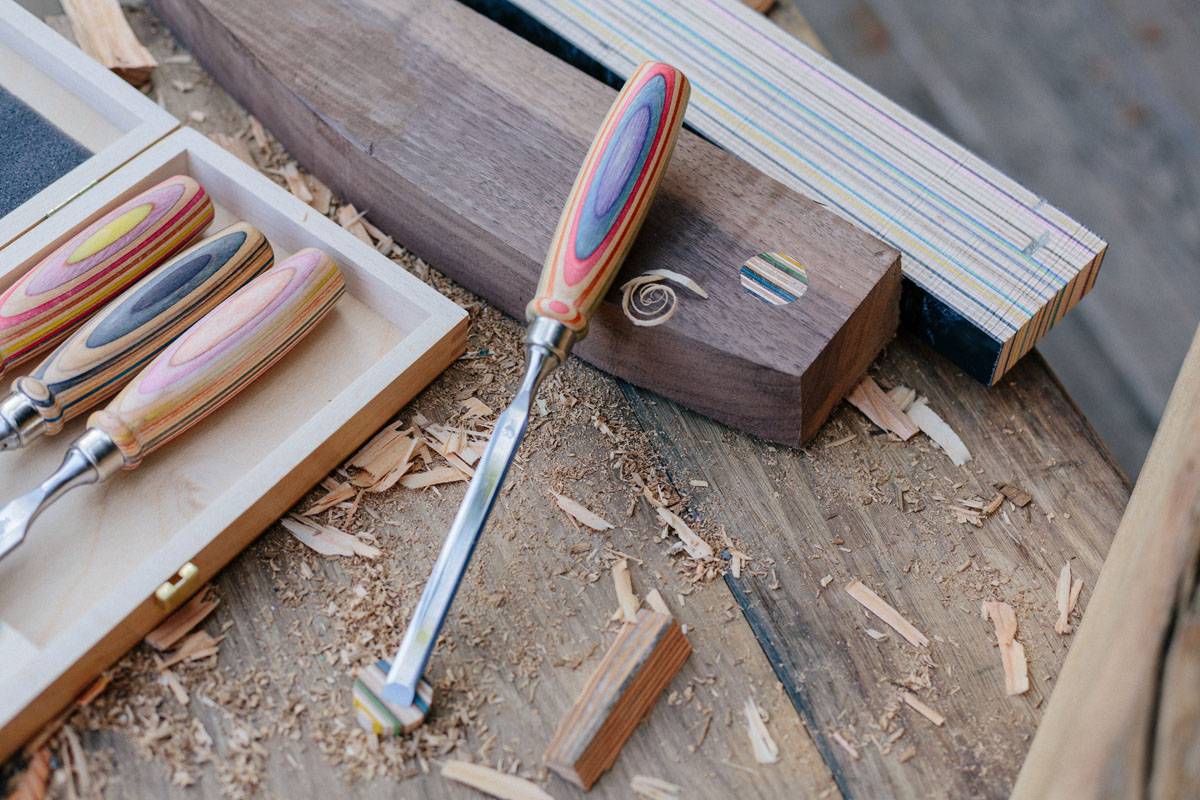 KIRSCHEN Stechbeitelsatz W.I.N.A.C. im Holzkasten 4-tlg. mit Skateboardheft 10-16-20-26 mm 1145000