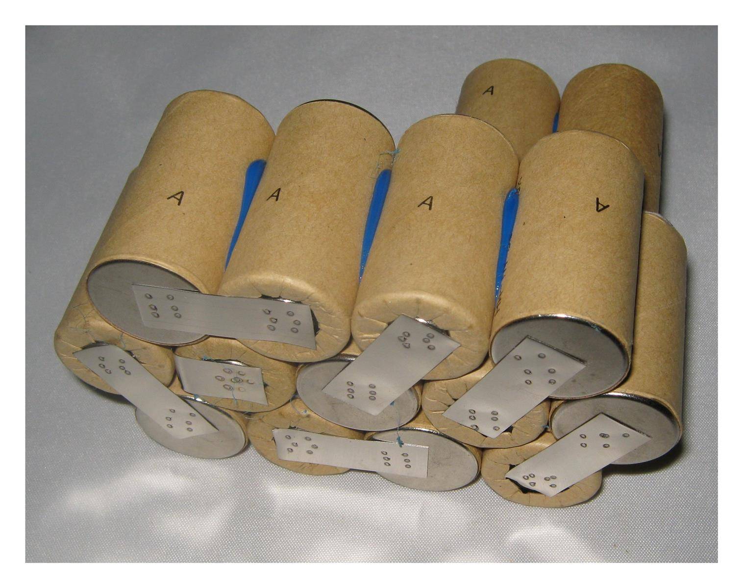 Akkupack für TCM / FERM 245013B - 18 Volt 3000mAh / 54,00Wh - Ni-MH zum Selbsteinbau