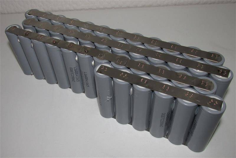 Akkupack für Tranz X - JD-PST / I2C - 24 Volt Li-Ion - zum Selbsteinbau 30600mAh / 771,12Wh - Li-Ion