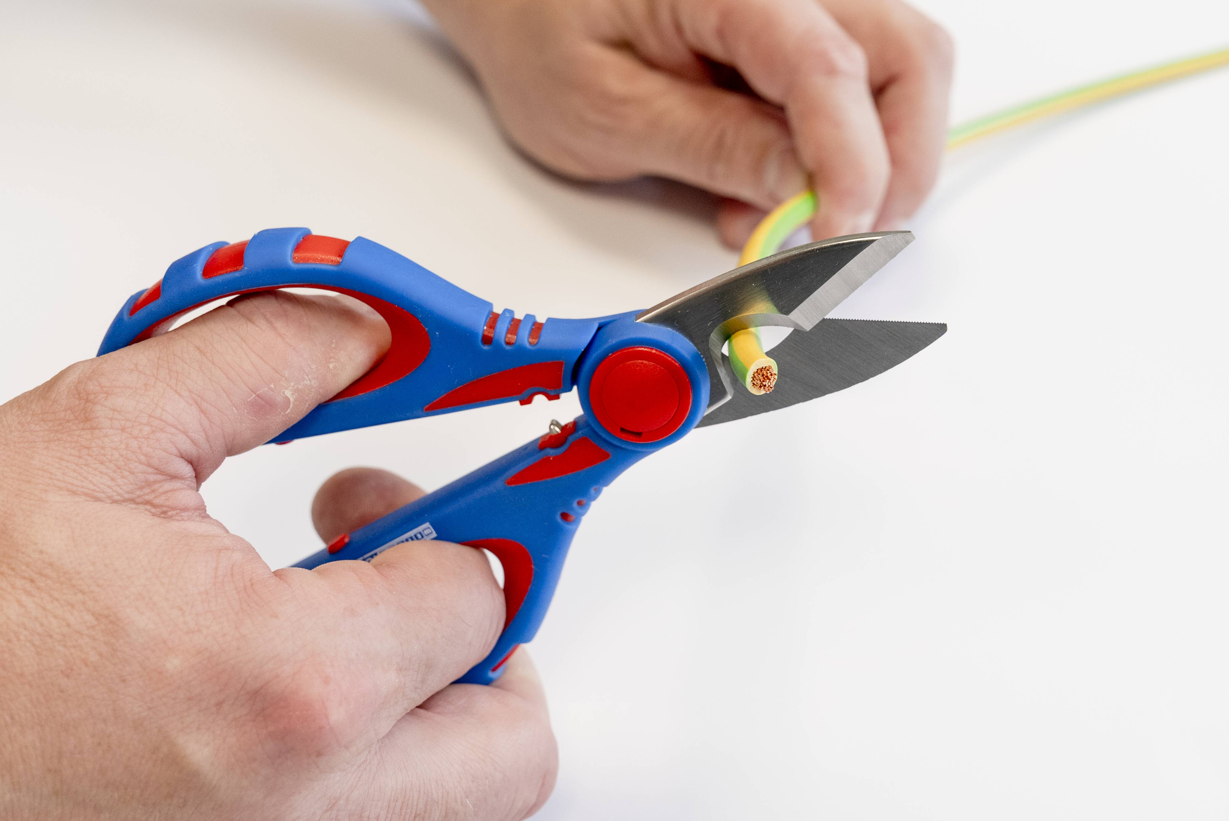 WEICON Elektrikerschere XL Schneiden | Abisolieren | Crimpen