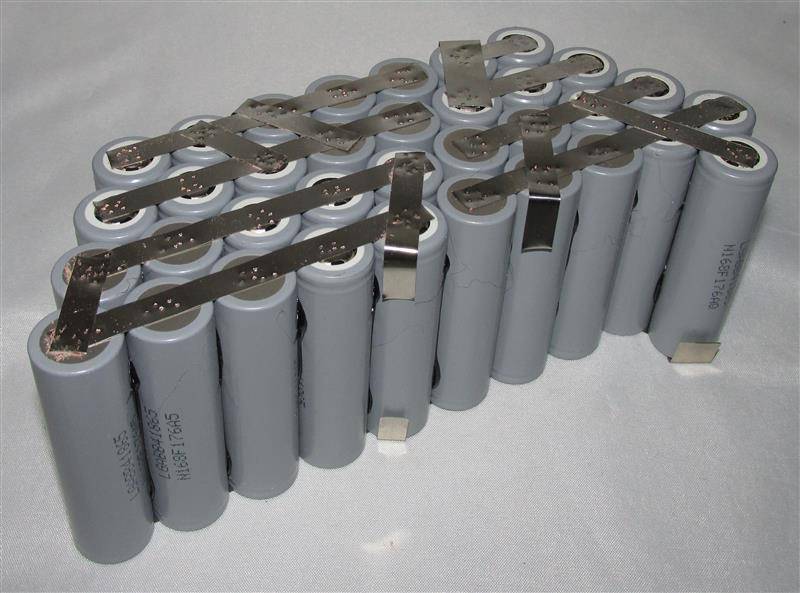 Akkupack für Panterra 7ICMR18/65-5 - 25 Volt Li-Ion - zum Selbsteinbau 13000mAh / 325,00Wh - Li-Ion