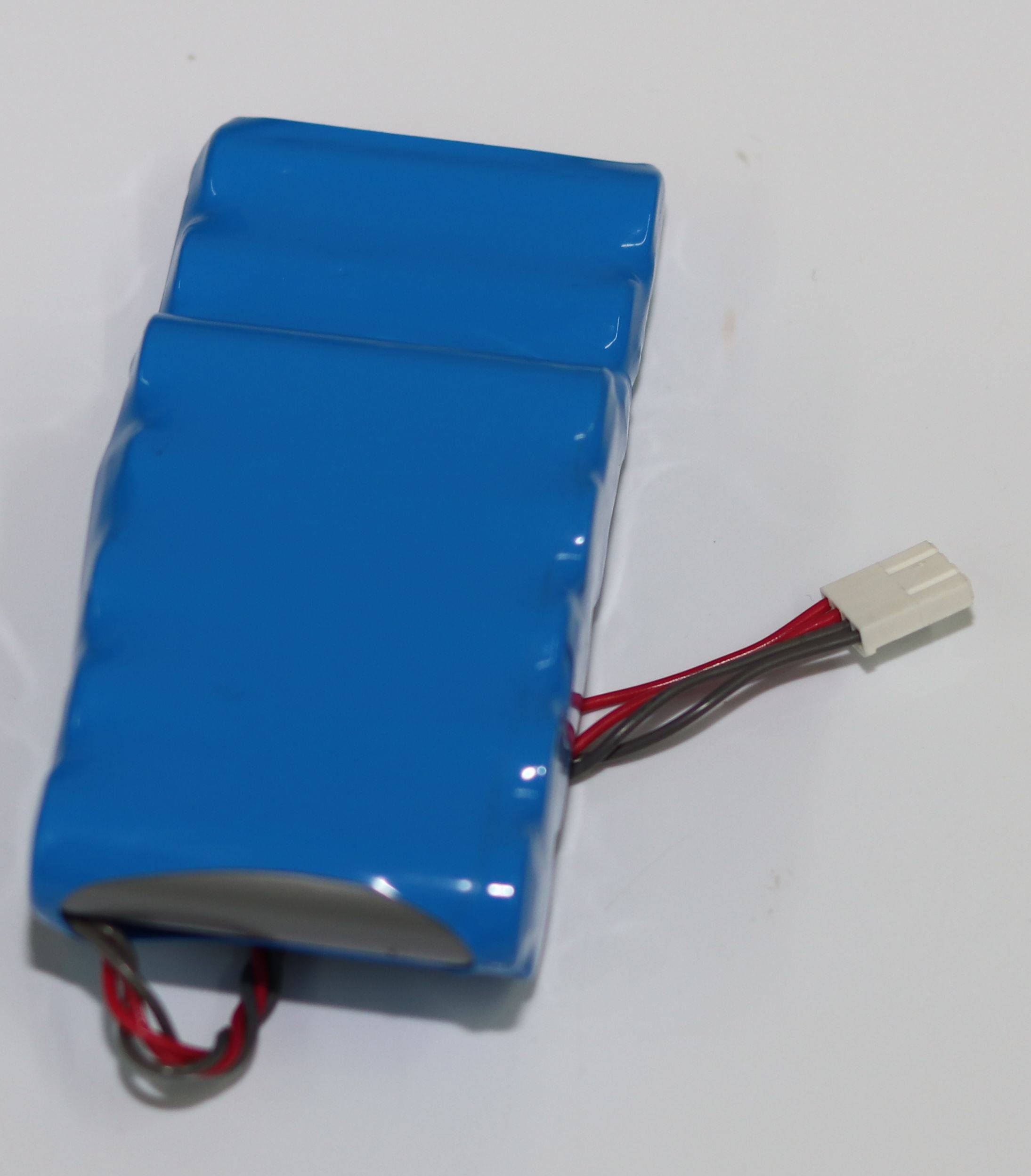 Ersatzakku - beyerdynamic / 552.895 - 14,4 Volt Ni-MH - inkl. Stecker AMP 928205-4 2000mAh / 28,80Wh - Ni-MH