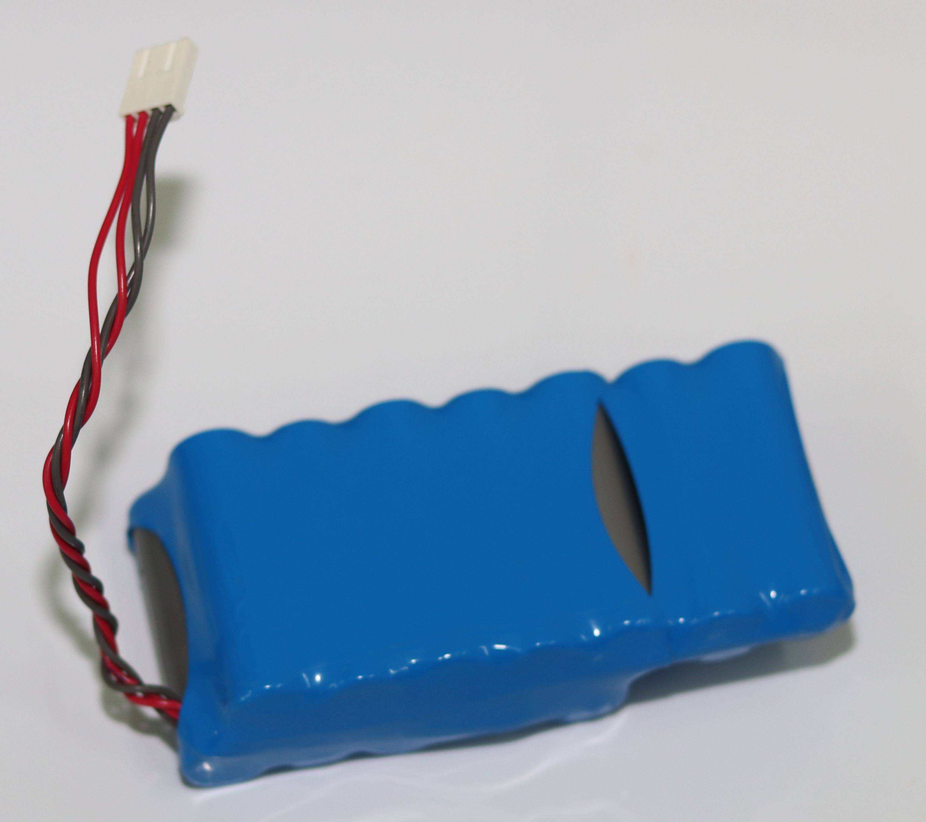 Ersatzakku - beyerdynamic / 552.895 - 14,4 Volt Ni-MH - inkl. Stecker AMP 928205-4 2500mAh / 36,00Wh - Ni-MH