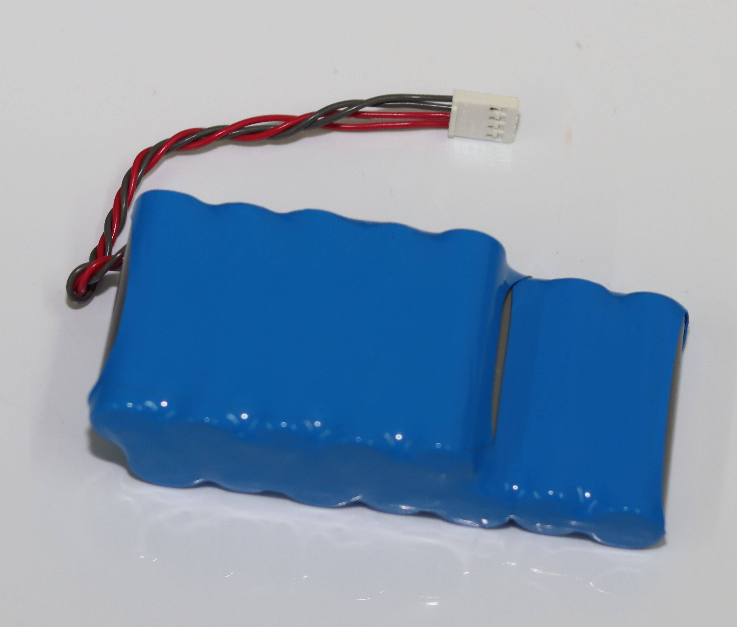 Ersatzakku - beyerdynamic / 552.895 - 14,4 Volt Ni-MH - inkl. Stecker AMP 928205-4 2500mAh / 36,00Wh - Ni-MH