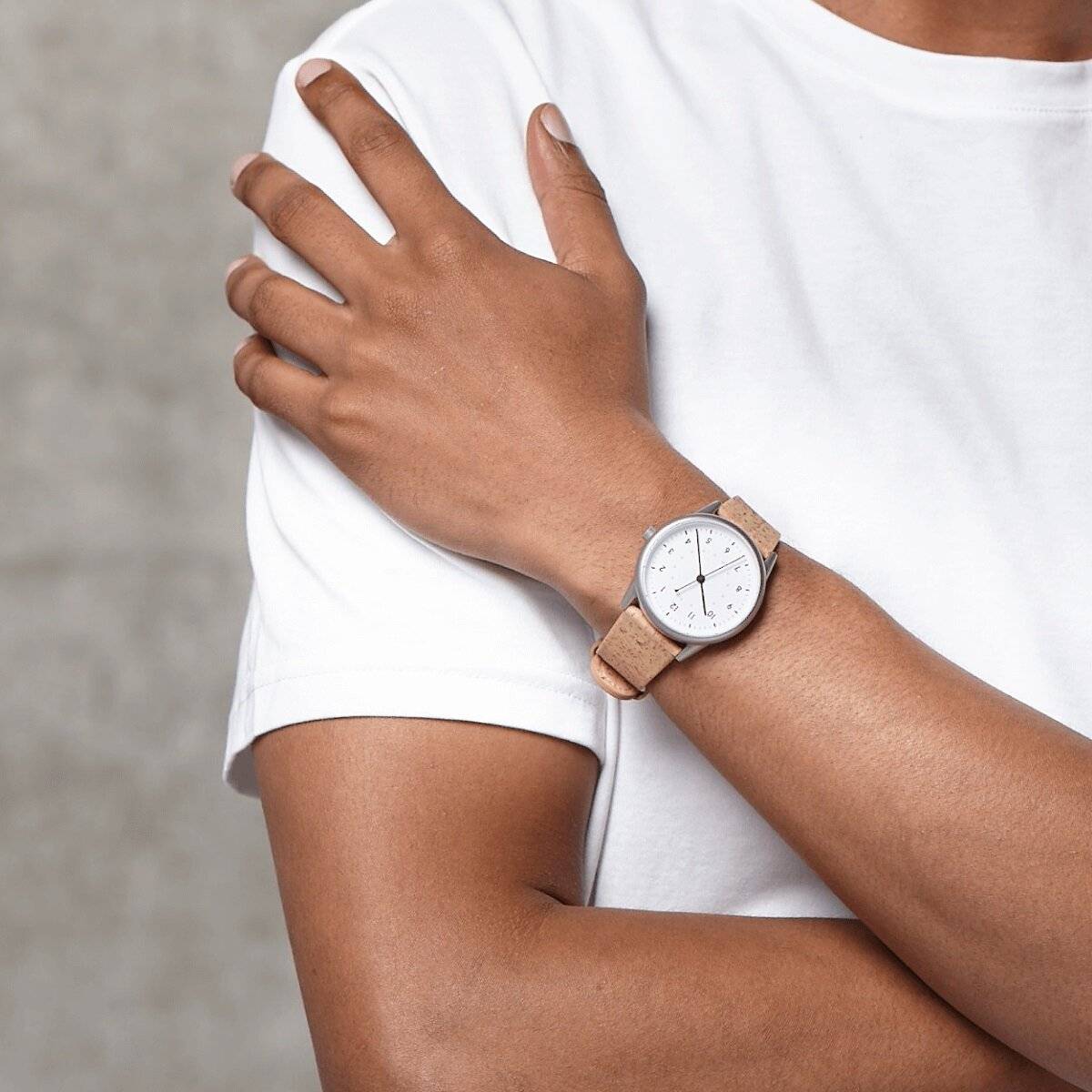 Elegante Automatik Uhr Analog mit Miyota 9015 Werk veganem Armband und 42h Gangreserve Weißer Kork