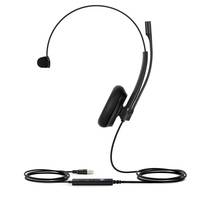 Ein schwarzes kabelgebundenes Headset mit einem einzelnen Ohrhörer und einem verstellbaren Mikrofon, ausgestattet mit einer Inline-Steuerung und einem USB-Anschluss.