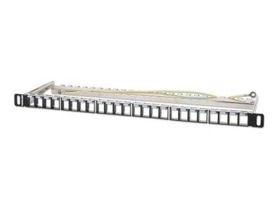 Rack-Mount-Patchpanel mit 24 nummerierten Anschlüssen und vorderen Montagebügeln, dargestellt auf weißem Hintergrund.