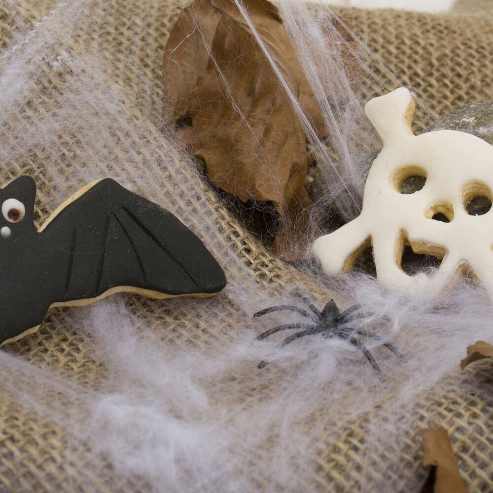 WESTMARK Ausstechform Totenkopf 2D 7 cm aus Edelstahl