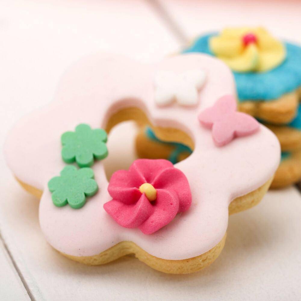 WESTMARK Ausstechform Rosette mit Herz 2D 6,5 cm aus Edelstahl