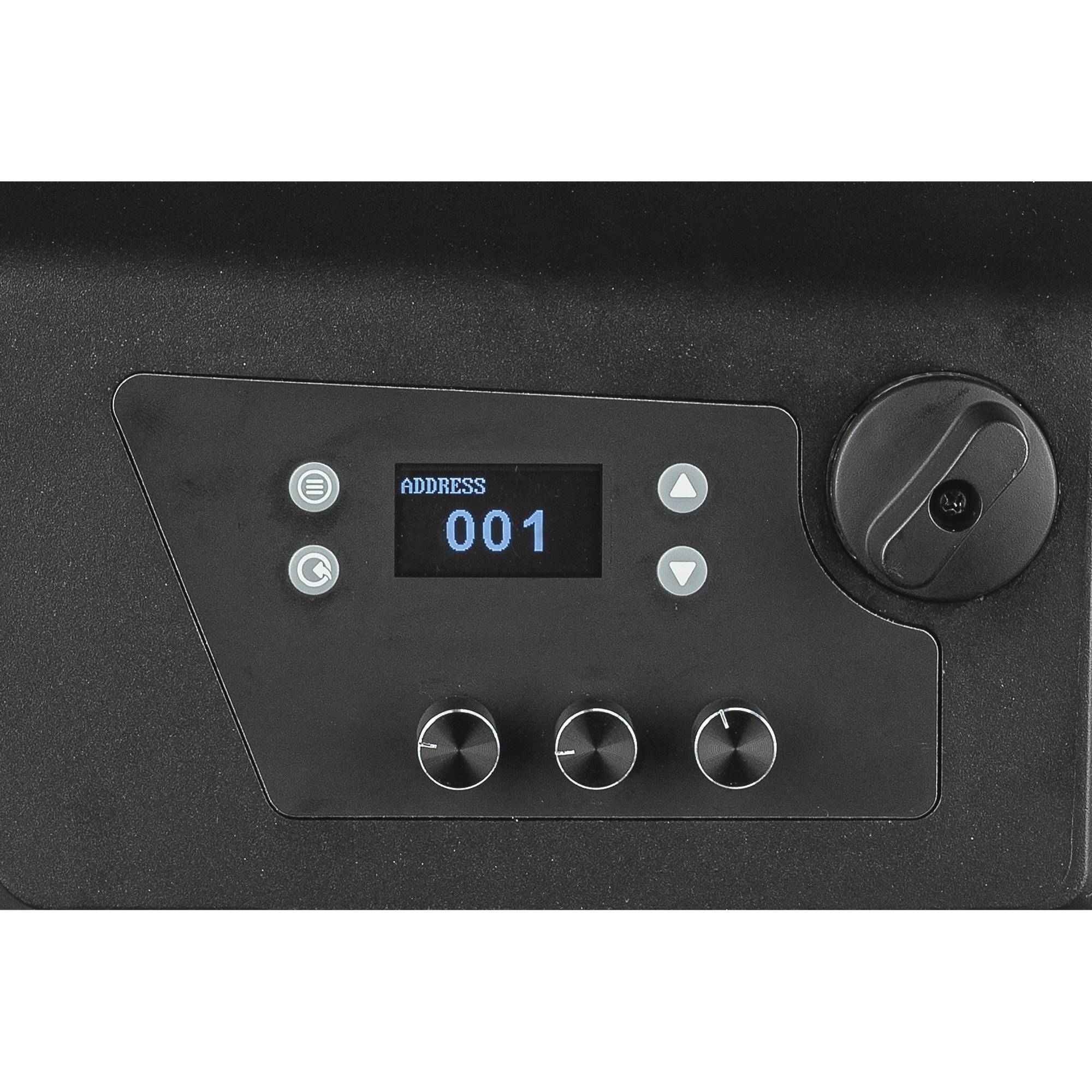 Bedienfeld mit einem Bildschirm, auf dem „ADDRESS 001