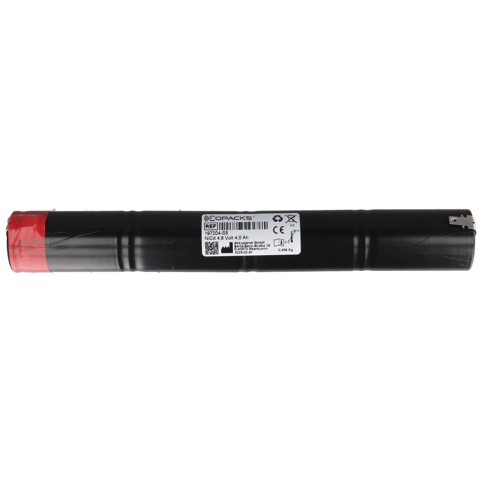 Schwarzes zylindrisches Batteriepack mit roter Endkappe und Produktetikett auf weißem Hintergrund.