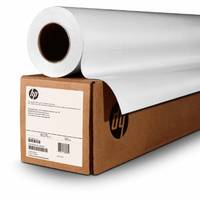 Gerolltes weißes Papier liegt auf einem HP-gekennzeichneten Kartonversandkarton mit Produktetikett und Barcode.