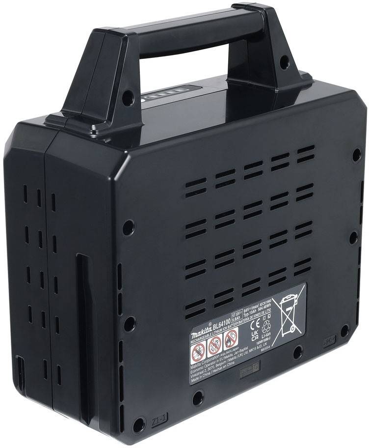 Schwarze tragbare Batteriebox mit Griff, Lüftungsschlitzen und Sicherheitsetikett in Seitenansicht.