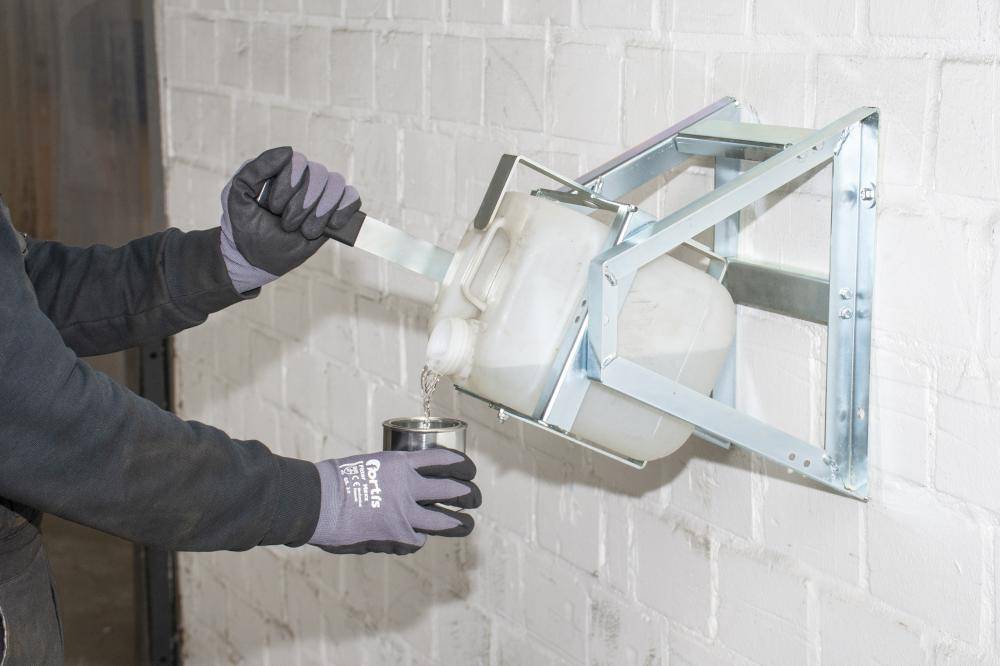 Kanister-Abfüllhilfe f. Kanistergröße 20/25l,v - Artikel: 7830101553
