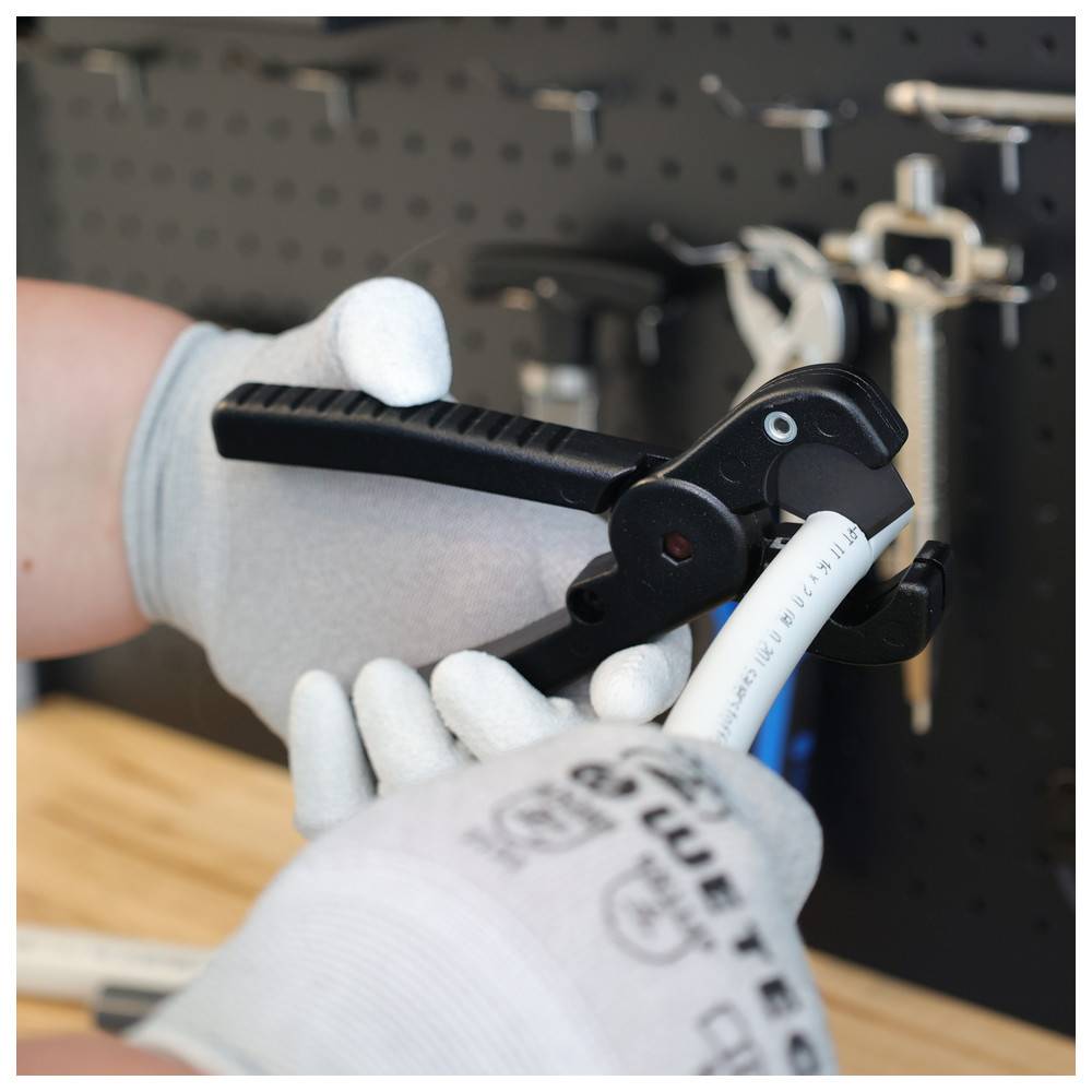 Dönges Profi Rohrschere / Schlauchschere "SPEEDCUT" 22 mm / antihaftbeschichtet