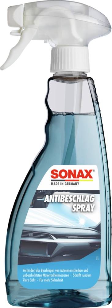 Eine Flasche Sonax Antibeschlag Spray mit der Aufschrift „Made in Germany