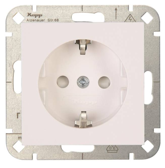 Kopp HK07 Schutzkontakt 940029009 Steckdose mit erh. Ber.-sch. reinweiß Install.Baumaterial