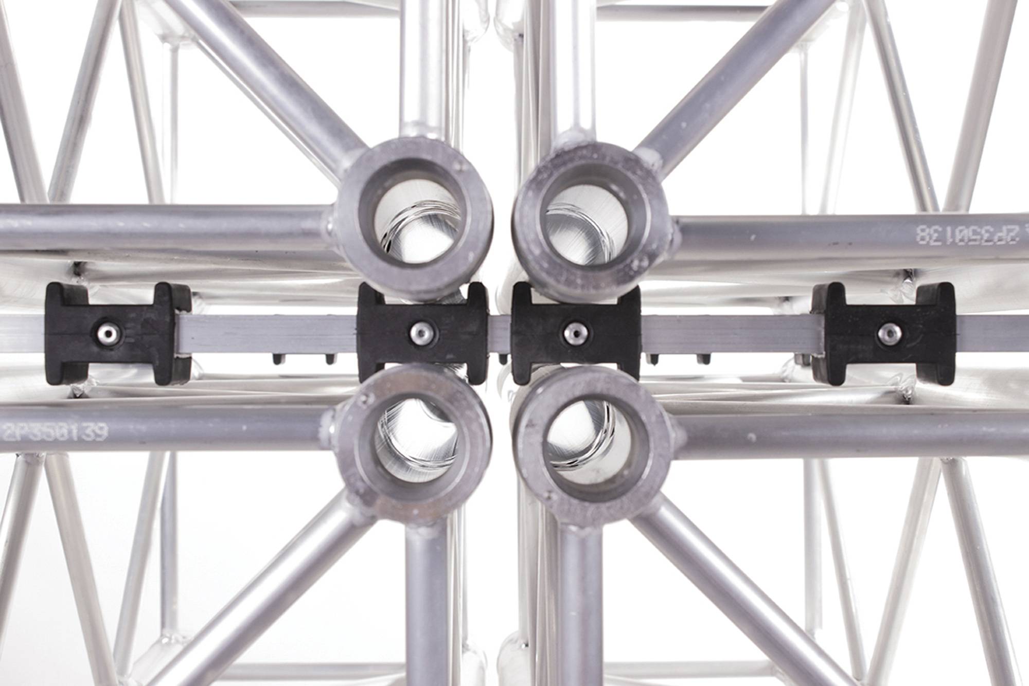 Showgear Truss Carrier for Pro-30 Aluminium mit schwarzem Gummi