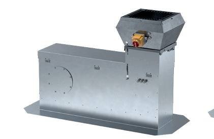 Industrielle Metallmaschine mit einem Behälter oben und einer langen rechteckigen Basis, gezeigt auf weißem Hintergrund.