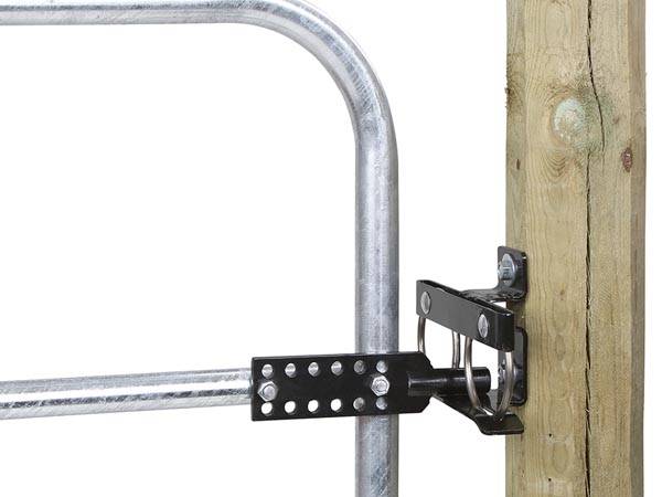 Corral - COR441025 - Swing-through lock for fence gates