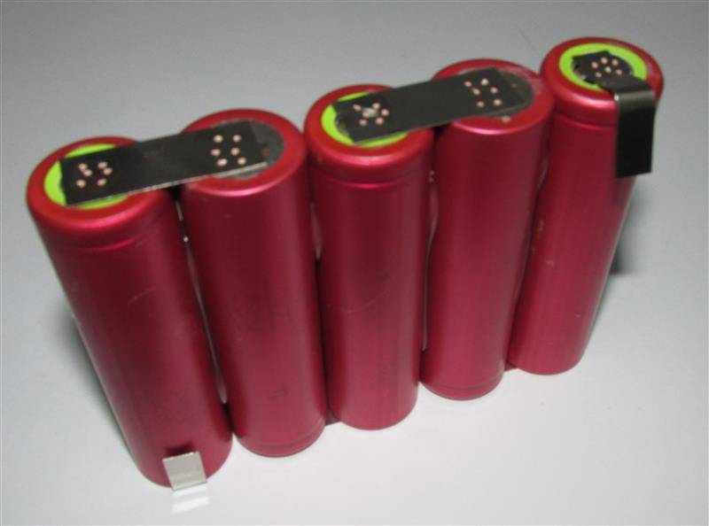 Akkupack für Grizzly 91099411 / Accu Pack AP 18 - 18 Volt Li-Ion zum Selbsteinbau 2000mAh / 36,00Wh - Li-Ion