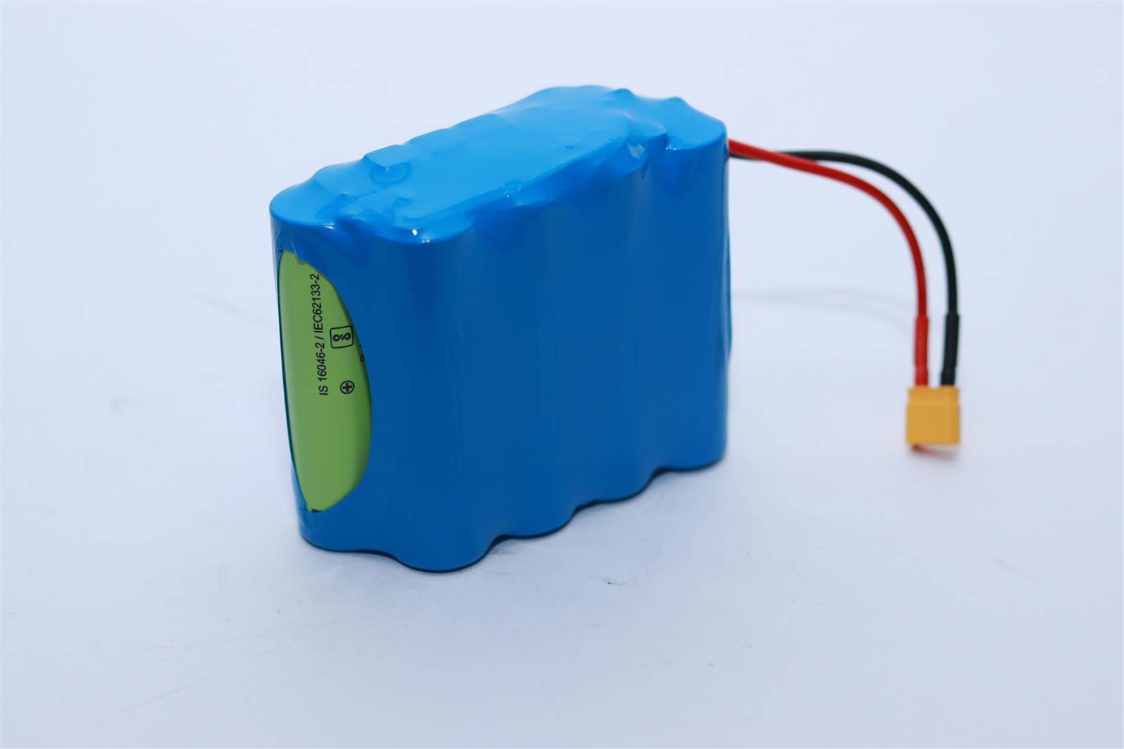 Ersatzakku - SearchWing - 4S2P - 14,6 Volt Li-Ion mit Balancer und XT30 Stecker - Anschlussfertig 5200mAh / 75,92Wh - Li-Ion