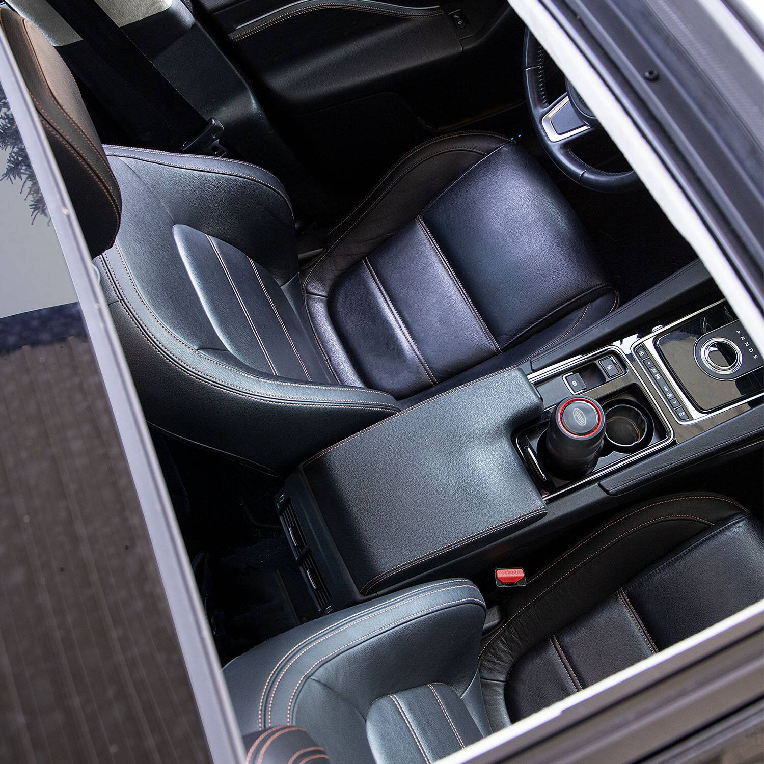HEYNER® Espressomaschine für 12 V, Auto Cupholder mit 60ml Wassertank Reisekaffeemaschine für Kapseln und Pulver,