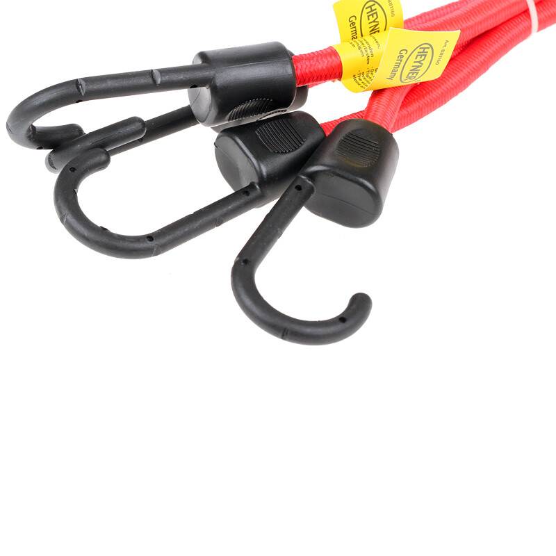 Rotes elastisches Bungee-Seil mit schwarzen Kunststoffhaken an jedem Ende, zum Befestigen von Gegenständen.
