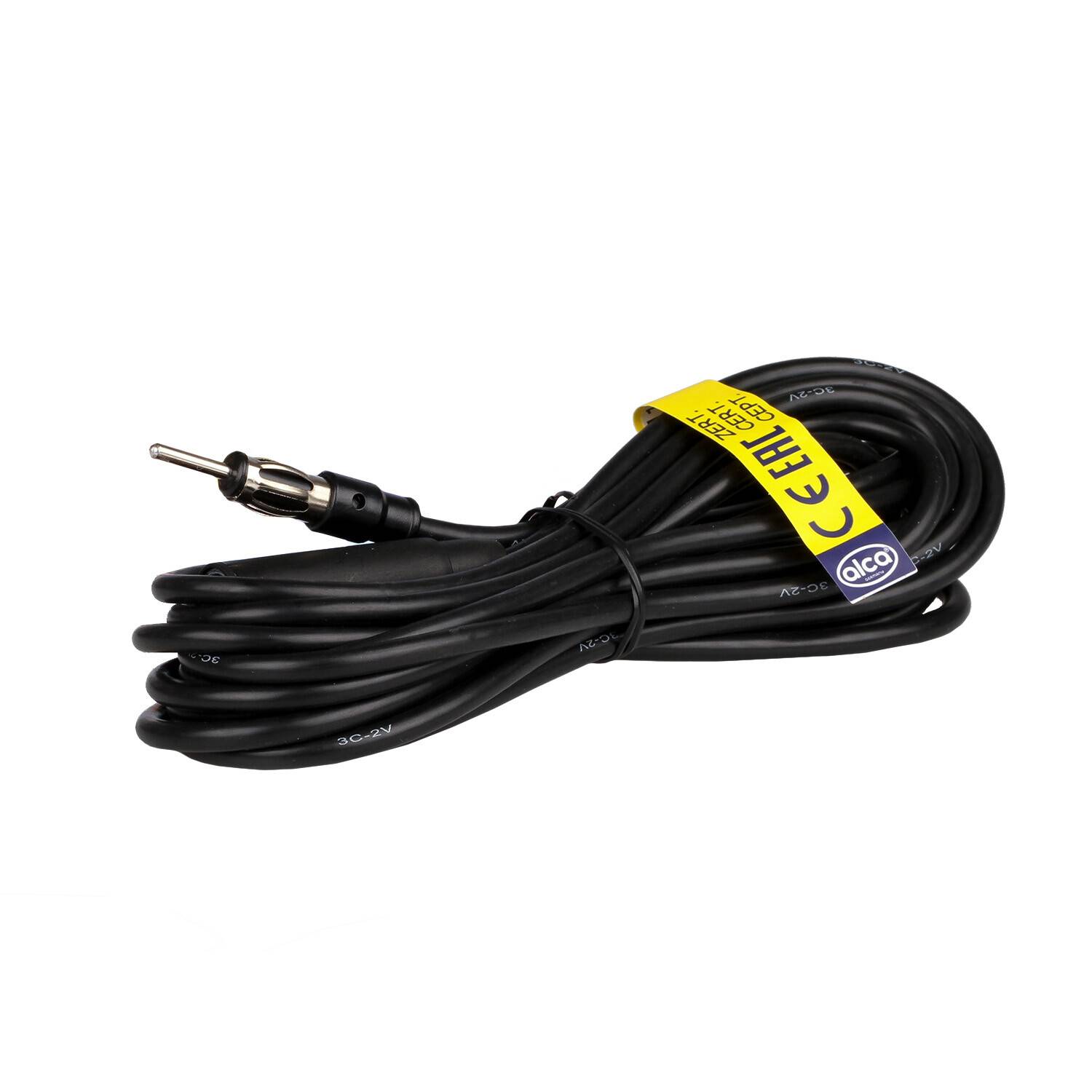 Schwarzes aufgerolltes Auxiliarkabel mit Stecker auf der linken Seite und einem gelben CE-Zertifizierungsetikett angebracht.