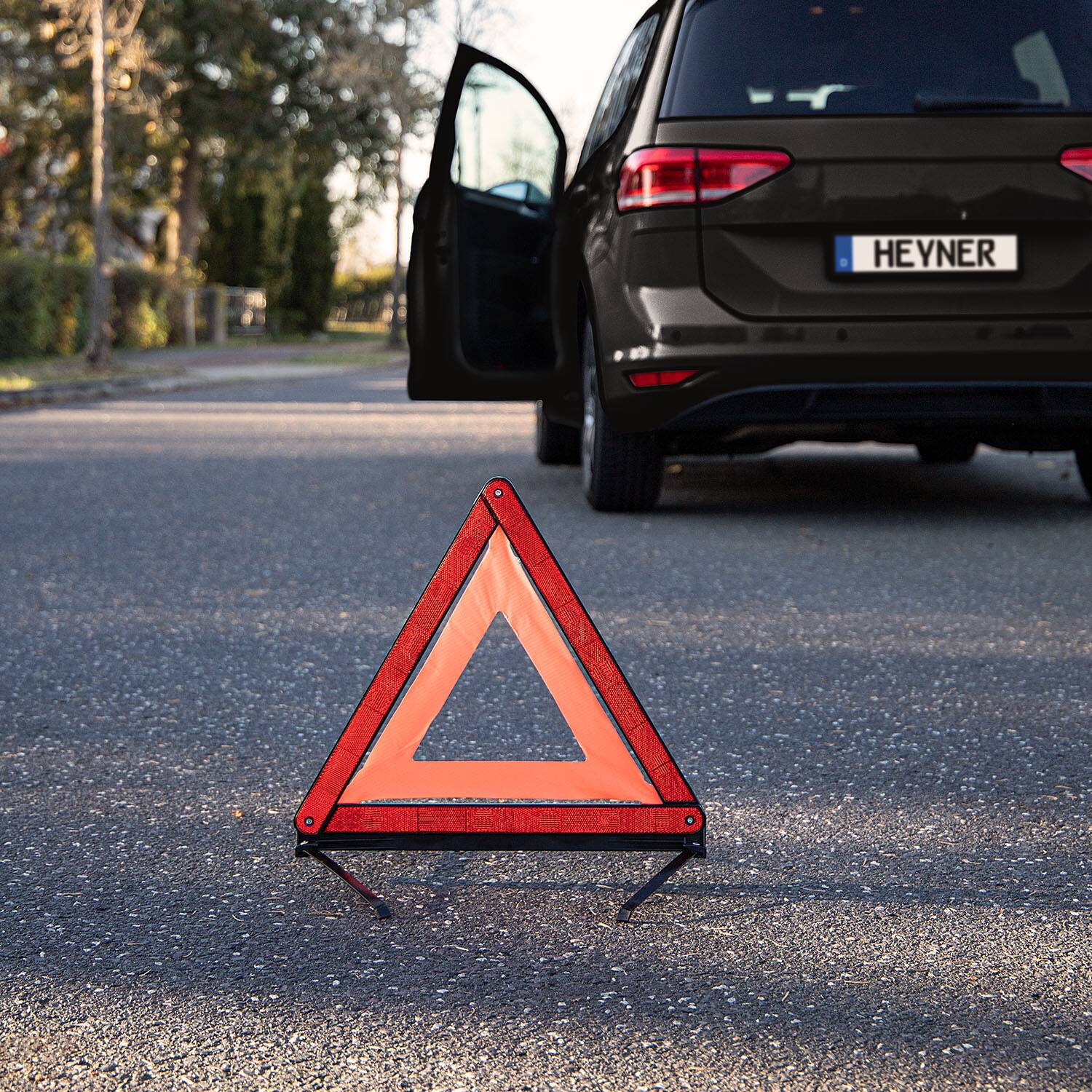 HEYNER® Warndreieck Pannenset mit ECE-Zertifikat für Auto & Kfz Unfall Pannenhilfe zugelassenes Pannendreieck Sicherheit
