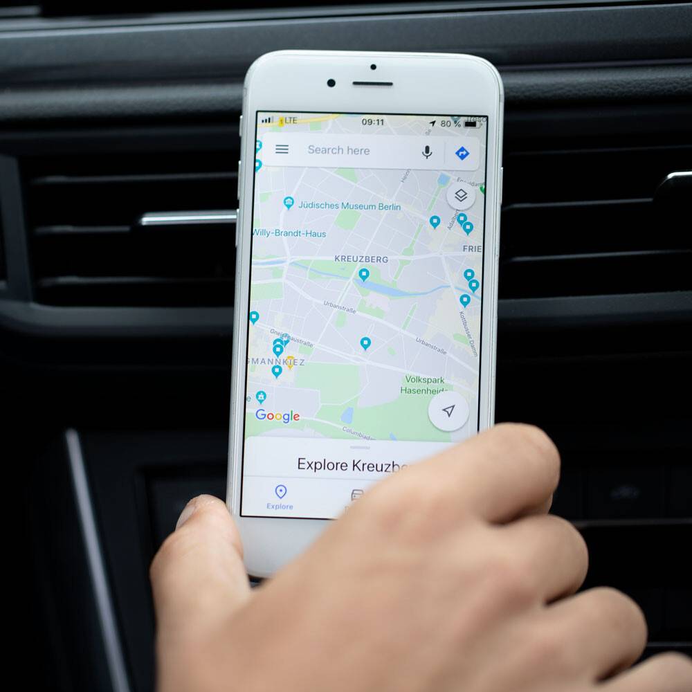 HEYNER® Telefonhalter Magnet Handyhalter Halter Navigationsgerät Auto Lüftungsgitter Universal schwarz Smartphone