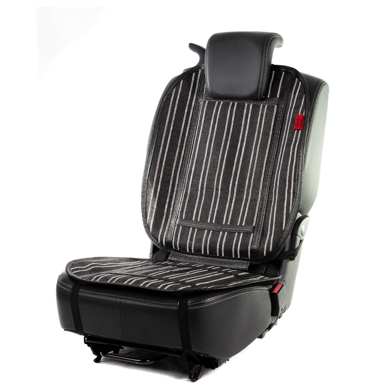 Autositz mit schwarzweißem gestreiftem Sitzbezug, der ein modernes Design mit Kopfstütze zeigt.