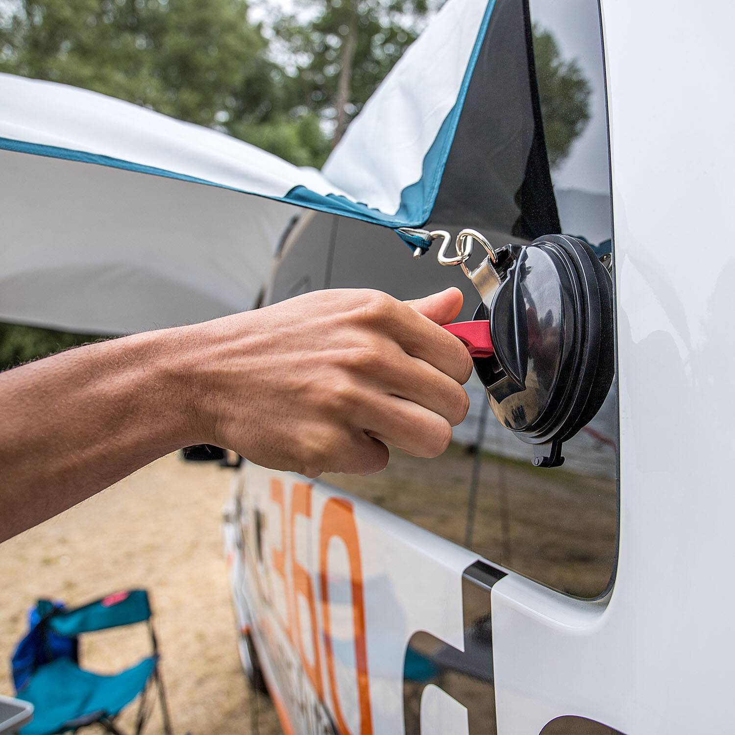 alca® Saugnapfbefestigungen, 10 kg Tragkraft im 2er Set mit Doppel S-Haken extra starke Befestigung Zubehör für Auto