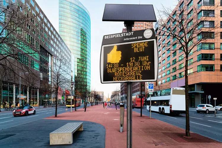 Digitale Solar-LED-Informationstafel EVOCITY, 96 cm x 64 cm