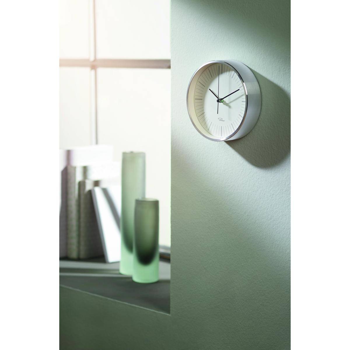 Tempus W4 Wanduhr, 20 cm