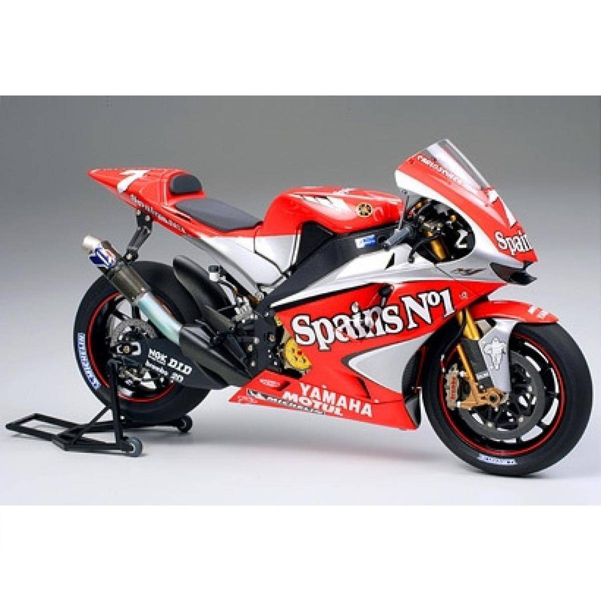 300014100 - Modellbausatz,1:12 Yamaha YZR-M1 #7/#33 '04