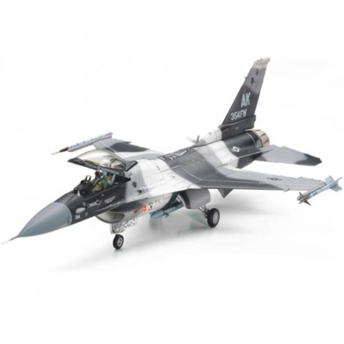 61106 - 1:48 Lockheed Martin F-16C/N Aggressor