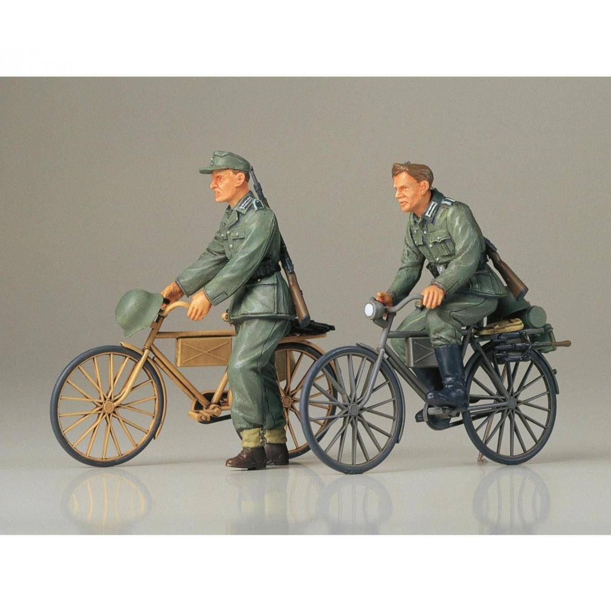 35240 - Modellbausatz,1:35 Diorama-Set Soldaten m.Fahrrad (2)