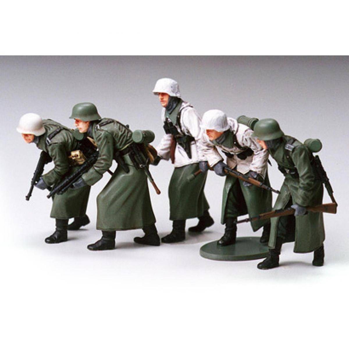 35256 - Modellbausatz,1:35 Figur-Set Dt. Infant. Winter (5)
