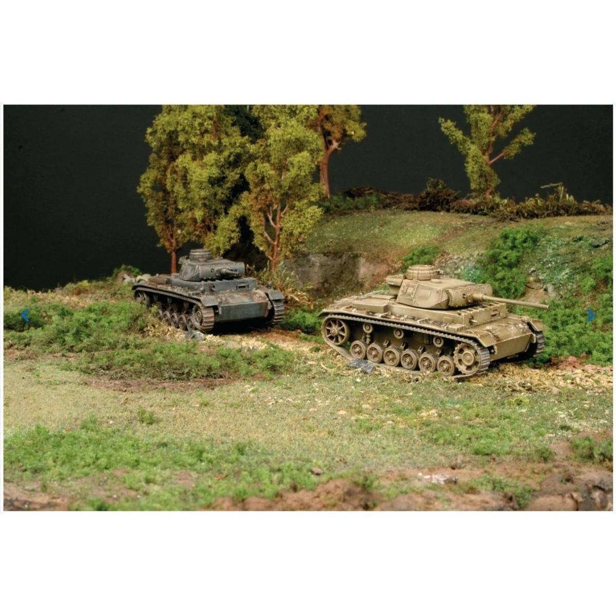510107507 - 1:72 PzKpfw. III Ausf. J Fast Ass. Kit