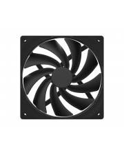 Ein quadratischer Computer-Kühlventilator mit schwarzen Blättern und schwarzem Rahmen, von vorne betrachtet.