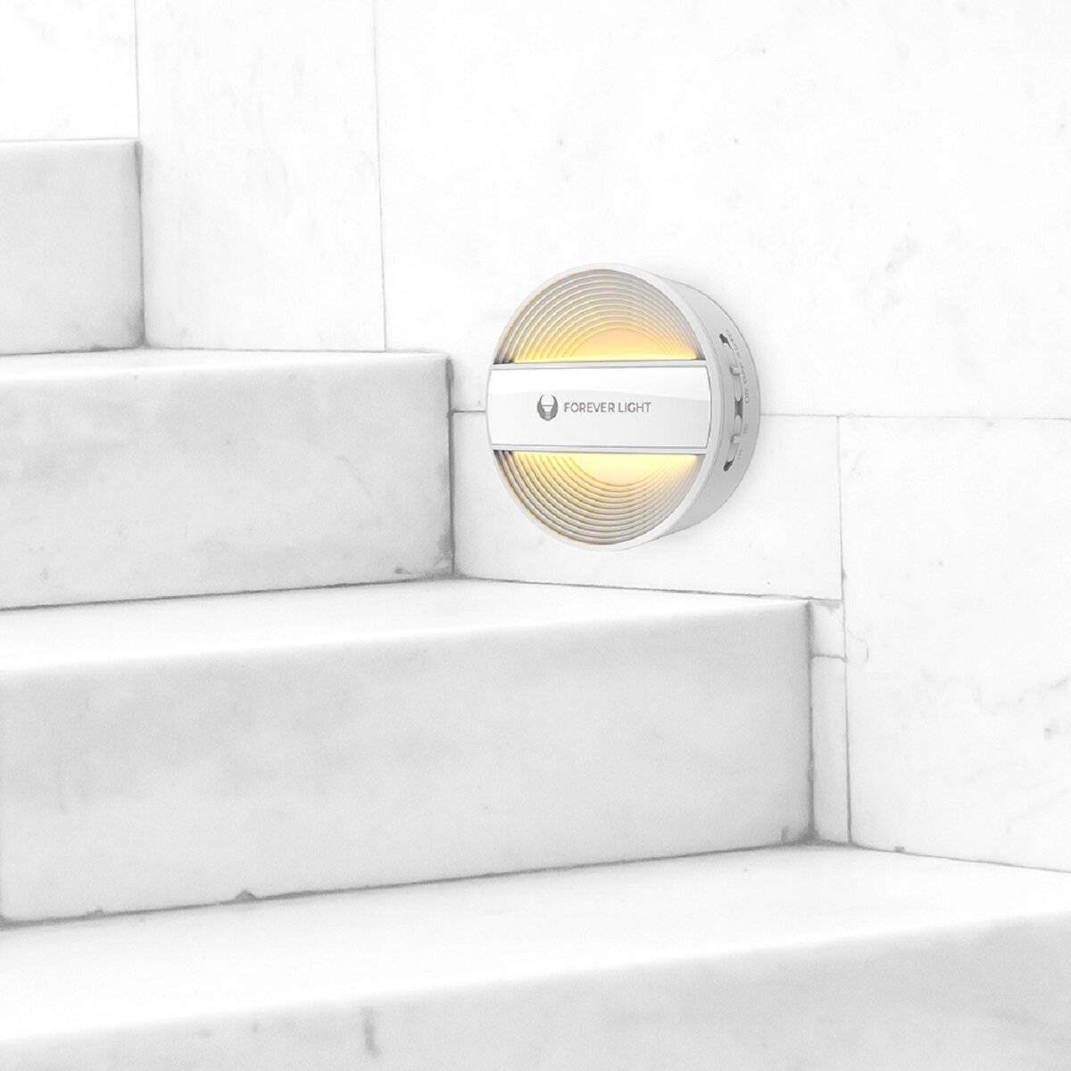 Forever Light LED-Wandleuchte mit Bewegungssensor  Energieeffiziente Beleuchtung für moderne Räume